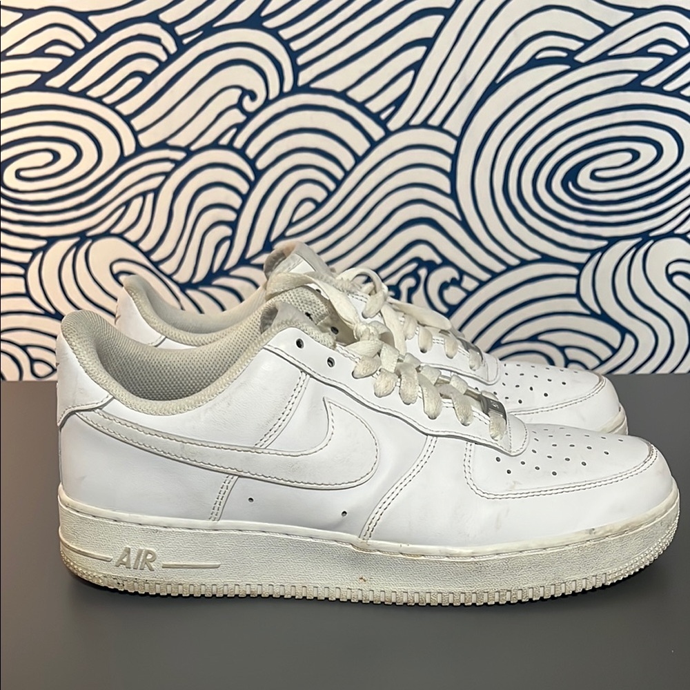 Nike Air Force 1 Low-Top Sneakers